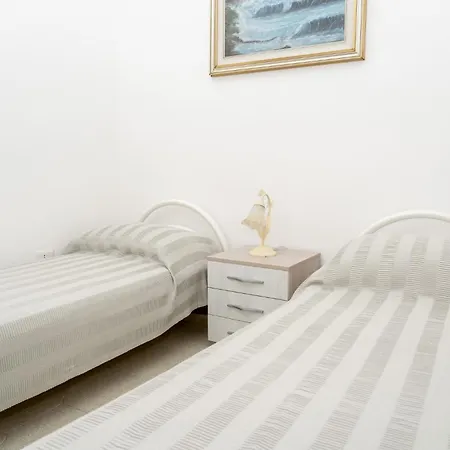 House By Thepuglia